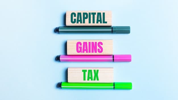 A comparison chart illustrating the tax advantages of an HSA (tax-deductible contributions, tax-free growth, and tax-free withdrawals for qualified expenses) compared to traditional savings accounts.