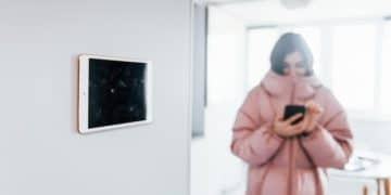 DIY Smart Home Security Cameras: Set Up Motion Detection & Notifications - Cover Image
