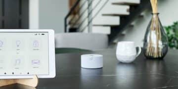 Smart Home Health Monitoring: Will Remote Patient Monitoring Become Mainstream by 2025? - Cover Image